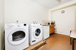 COMMUNAL LAUNDRY- click for photo gallery